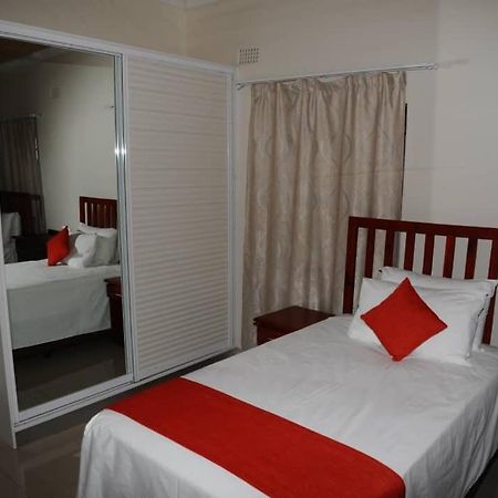 Pillacol Guest House Водопад Виктория Экстерьер фото
